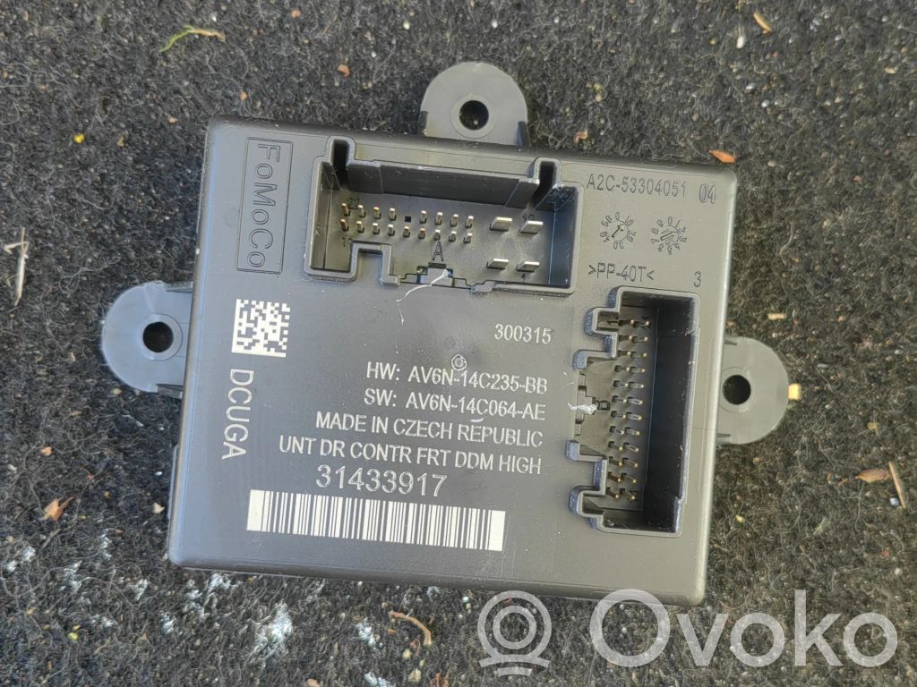 Volvo V40 Door control unit/module 