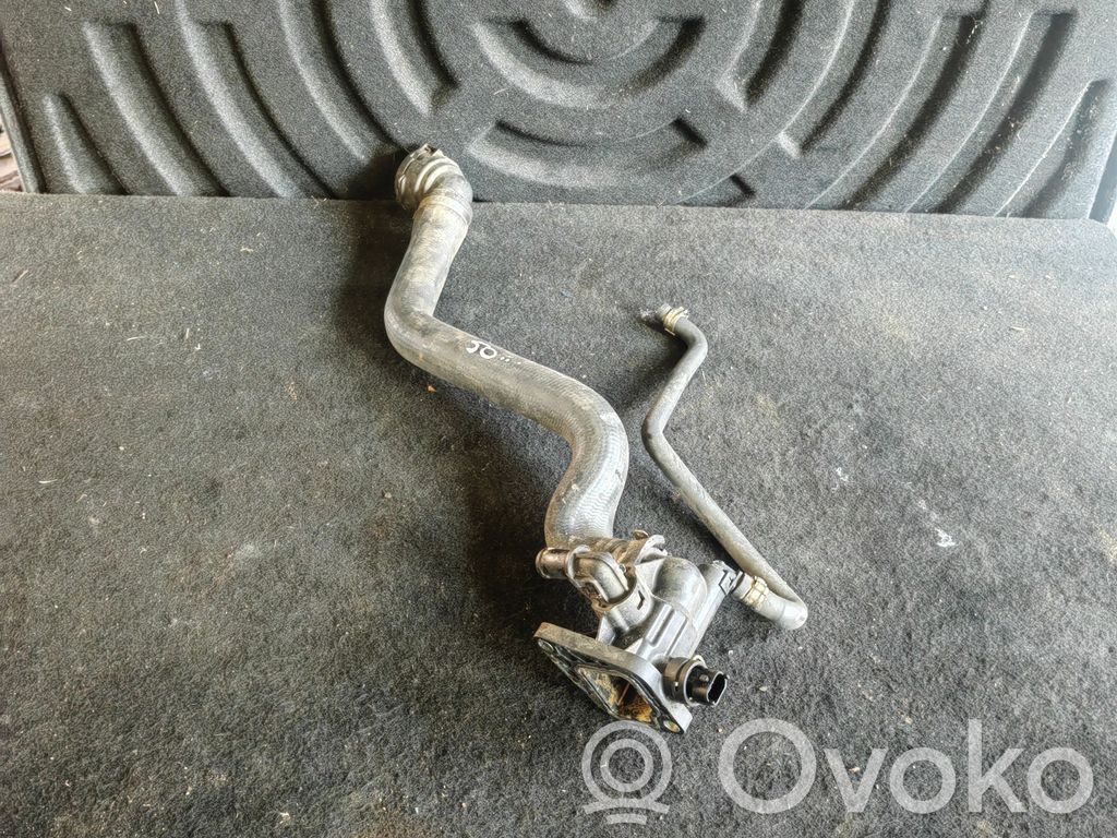 Fiat 500L Obudowa termostatu 