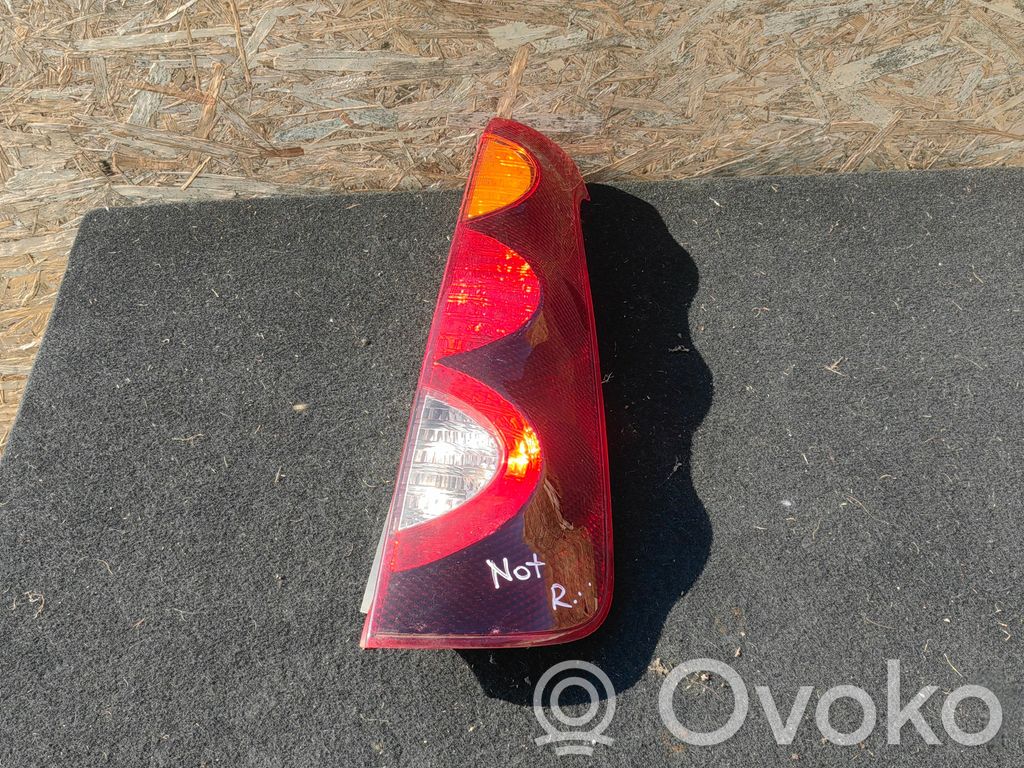 Rear/tail lights