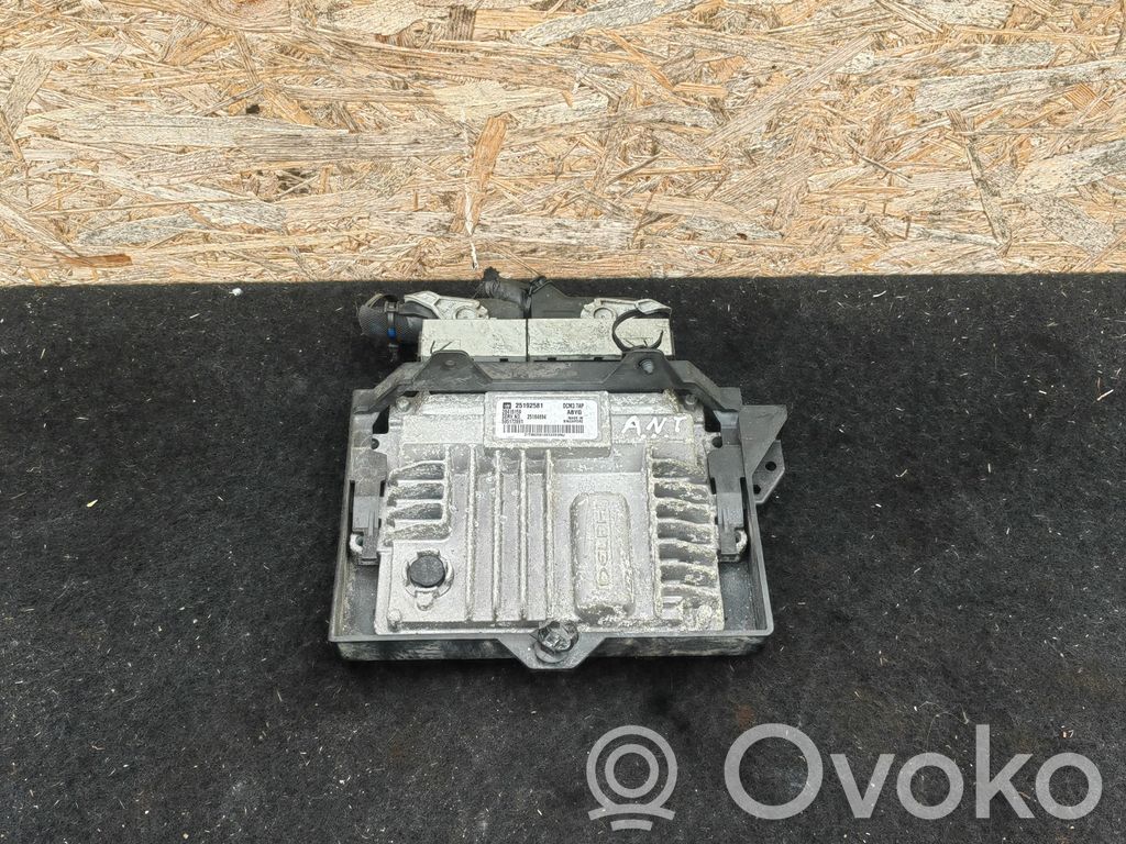 Opel Antara Engine control unit/module 