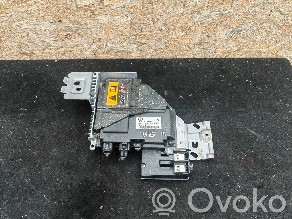 Mazda 6 Voltage converter inverter 
