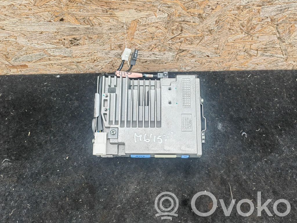 GPS navigation control unit/module   GMD7669C0