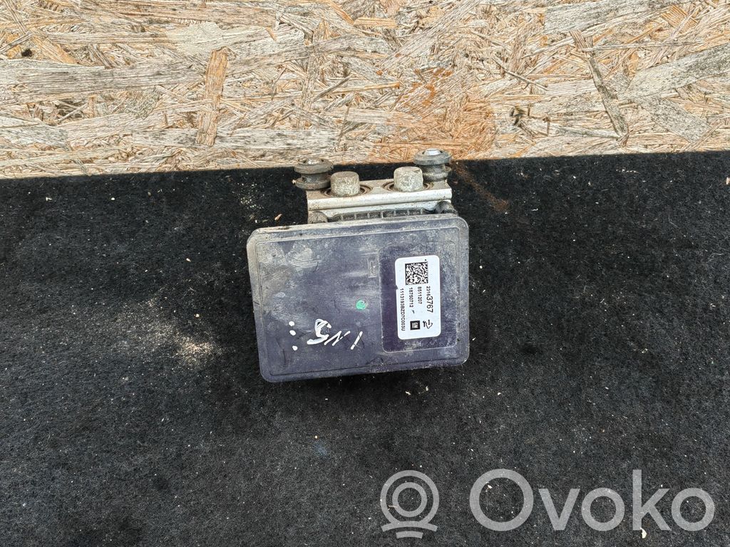 Opel Insignia A ABS bloks 