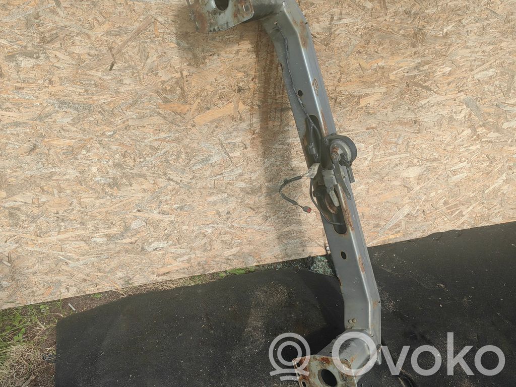 Land Rover Freelander 2 - LR2 Belka zderzaka przedniego 