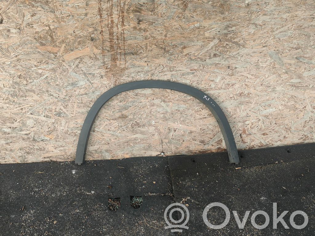 BMW X1 E84 Front arch trim 