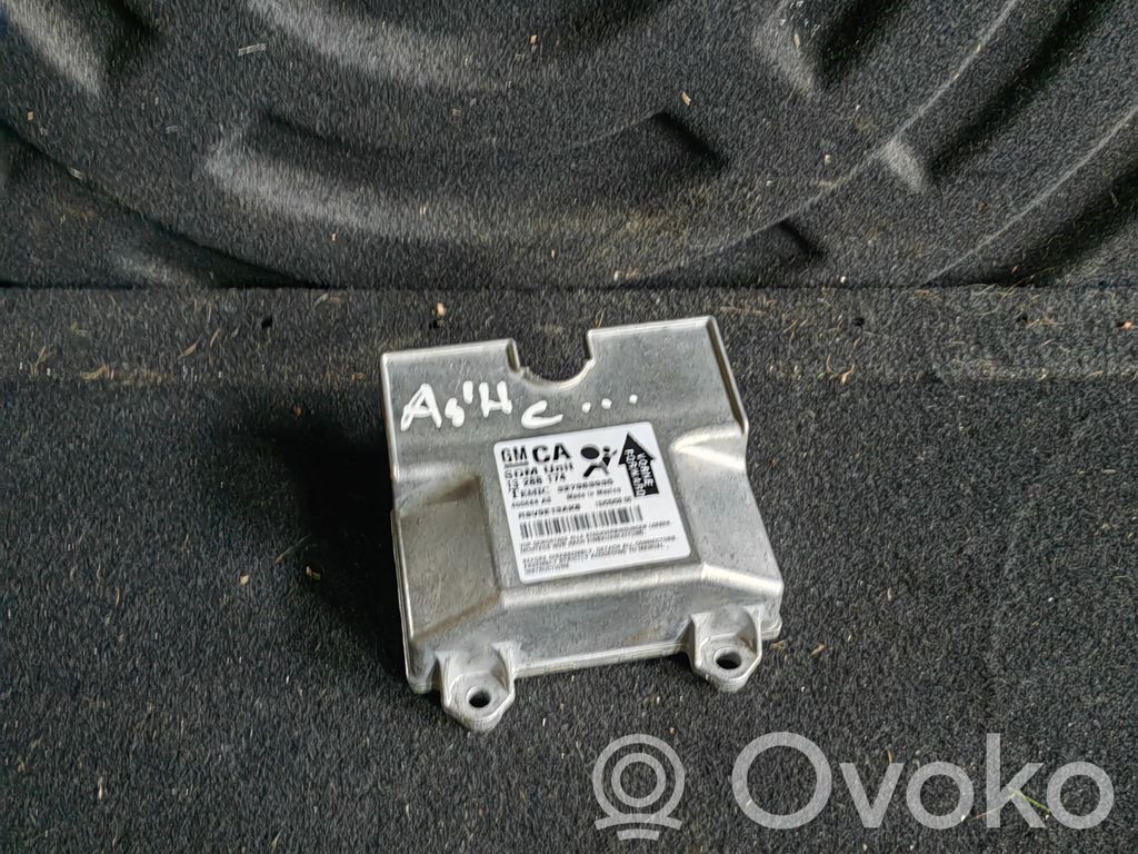 Opel Astra H Airbag control unit/module 