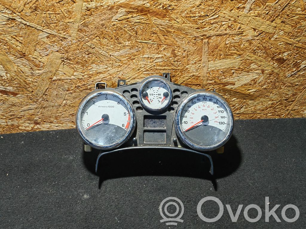 Peugeot 207 Speedometer (instrument cluster) 