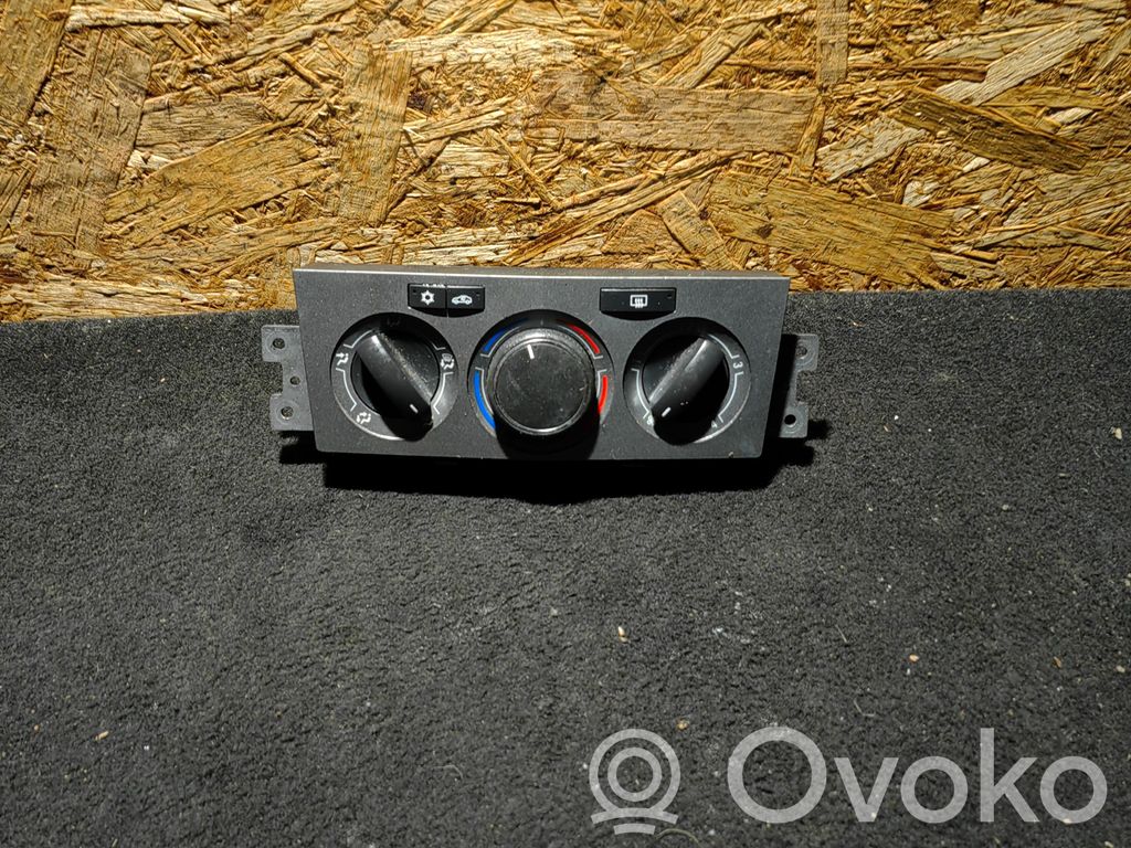 Opel Antara Climate control unit 