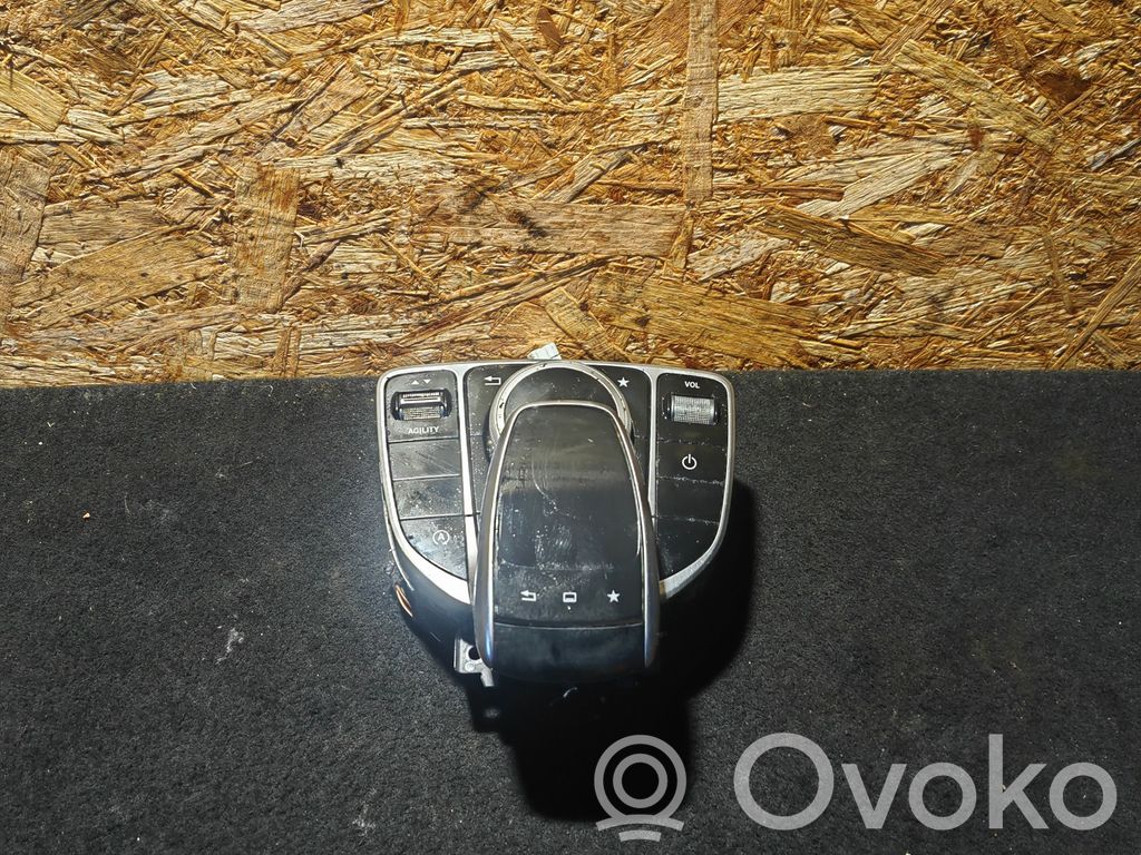Mercedes-Benz C W205 Panel radia 