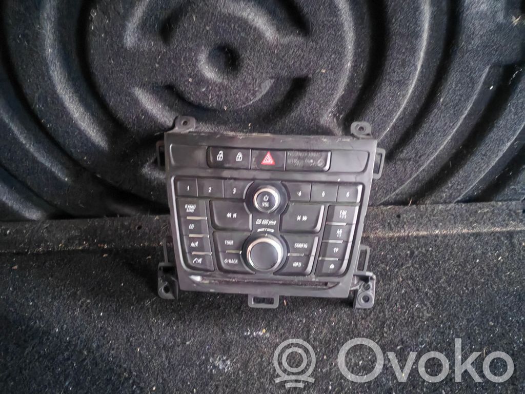 Opel Zafira C Unidad central de control multimedia 