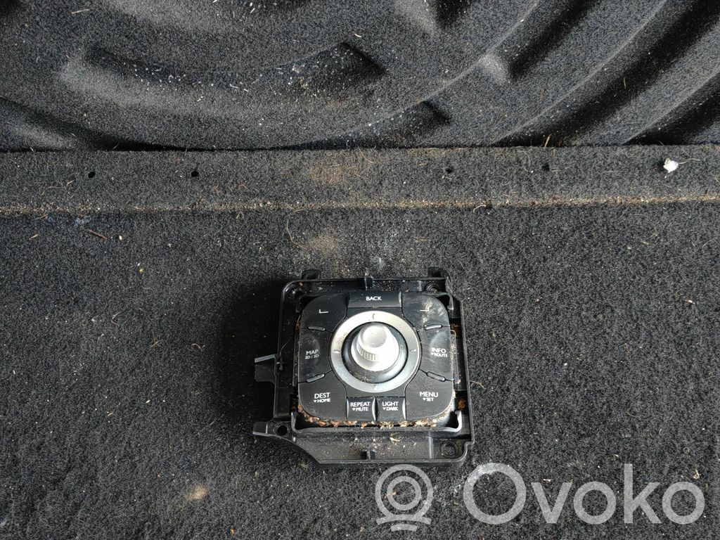 Renault Scenic III -  Grand scenic III Head unit multimedia control 