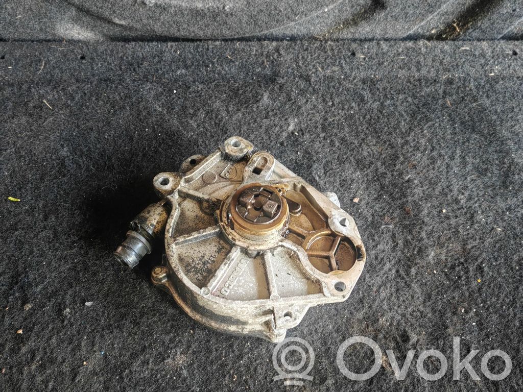 Skoda Octavia Mk2 (1Z) Vacuum pump 