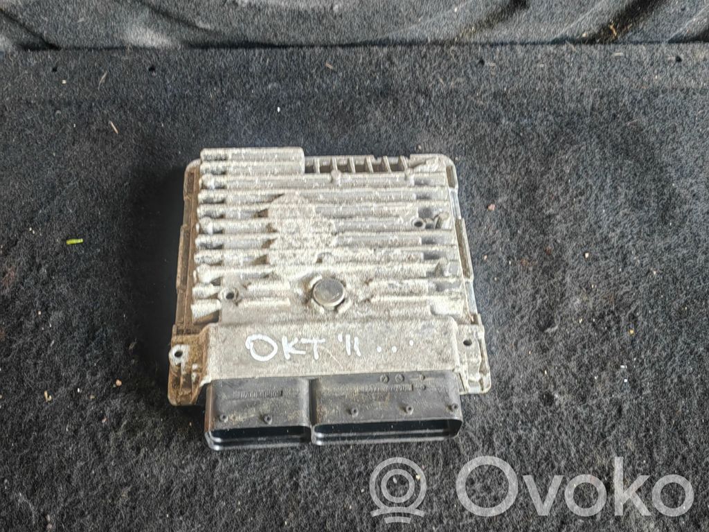 Skoda Octavia Mk2 (1Z) Engine control unit/module 