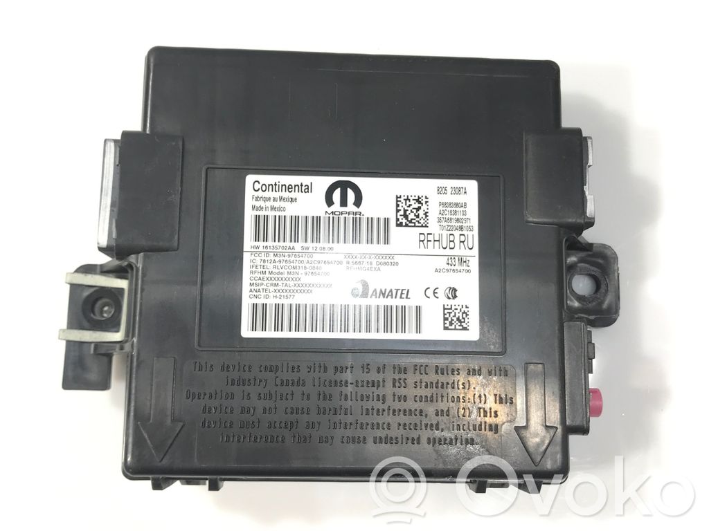 Chrysler Pacifica Antenna control unit 