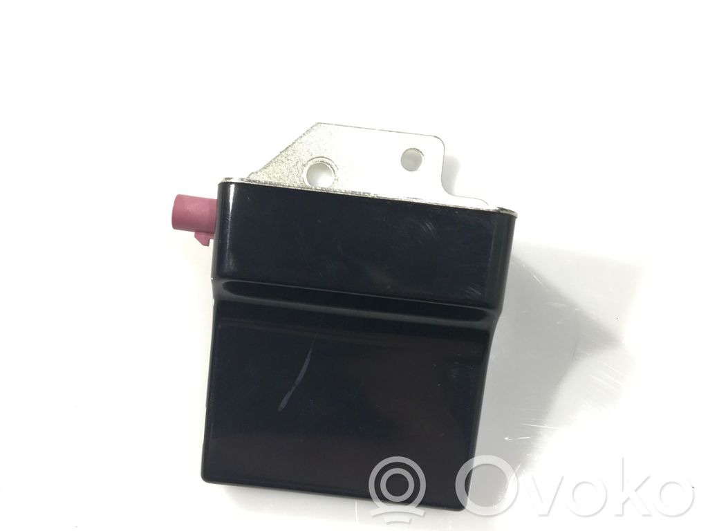 Chrysler Pacifica Aerial GPS antenna 