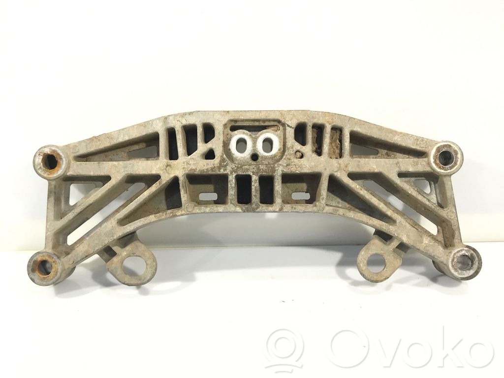 Dodge Challenger Gearbox mounting bracket 
