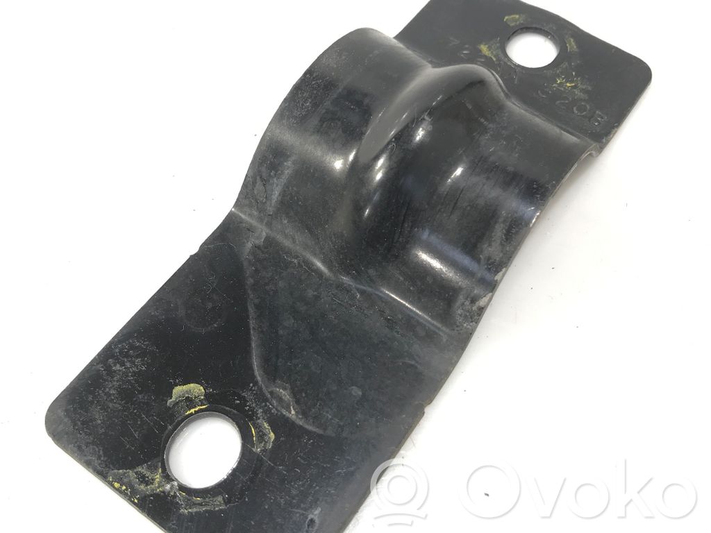 Dodge Challenger Mocowanie stabilizatora osi przedniej 
