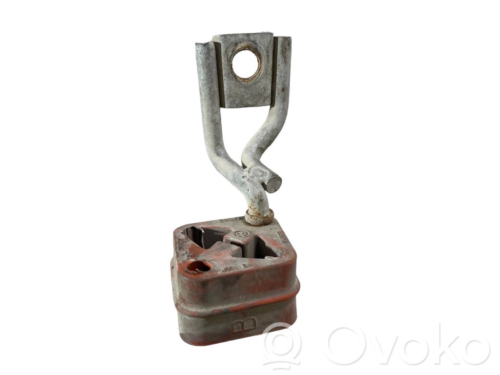 BMW 5 F10 F11 Muffler mount bracket/holder 