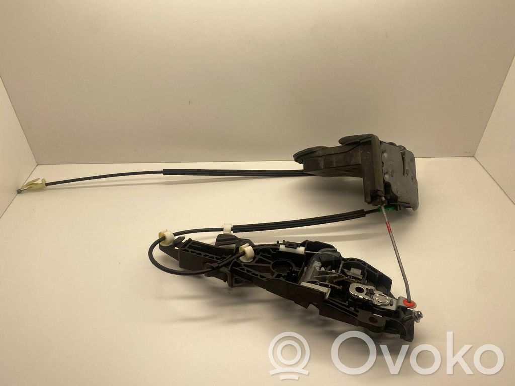 Chevrolet Malibu Zamek drzwi przednich 