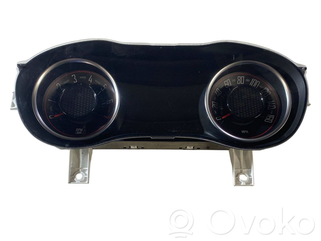 Dodge Challenger Speedometer (instrument cluster) 