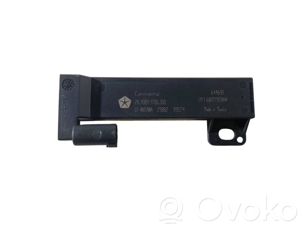 Dodge Challenger Keyless system antenna 