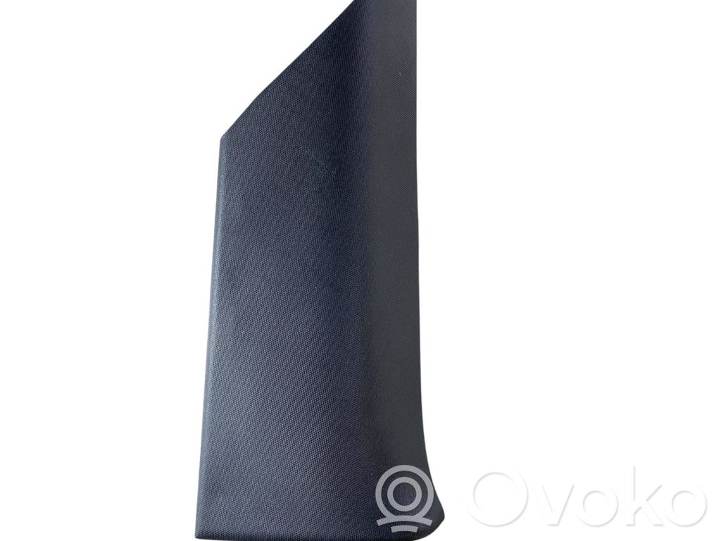 Dodge Challenger (C) pillar trim 