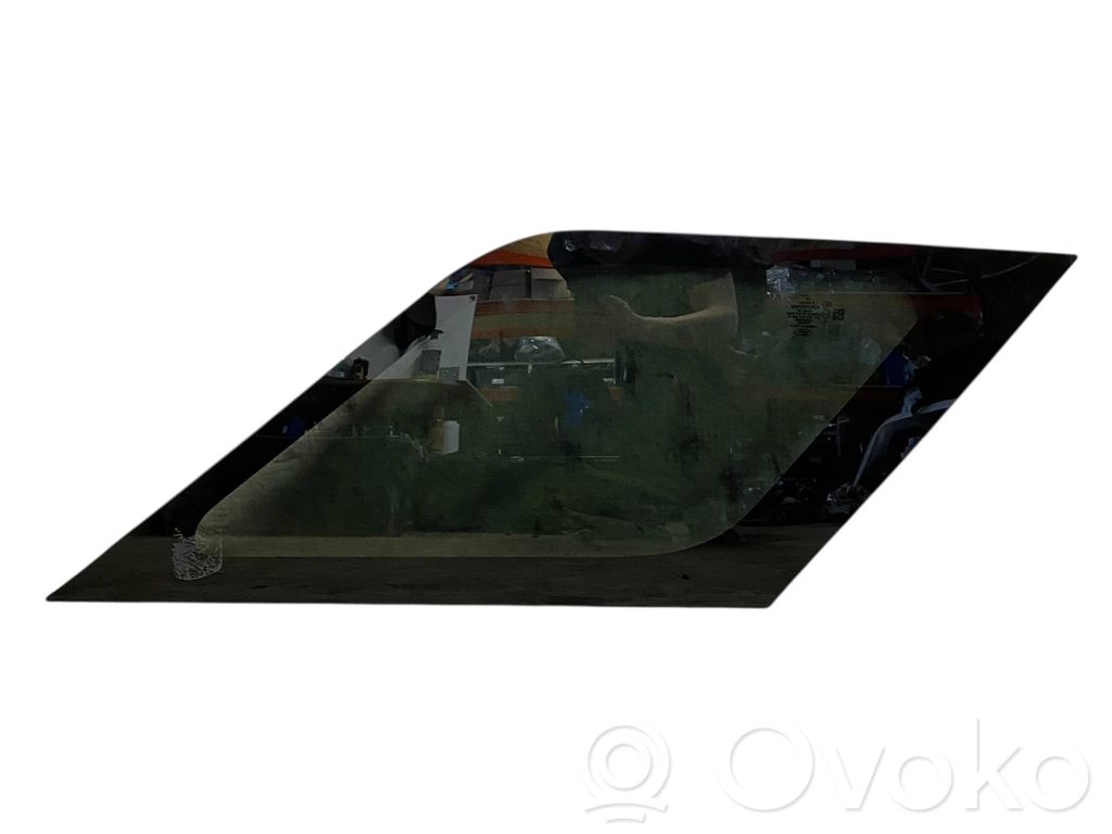 Ford Explorer VI Finestrino laterale posteriore 