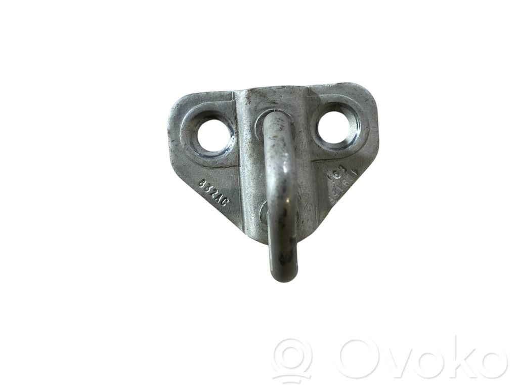 Chrysler Pacifica Sliding door lock loop/hook striker 