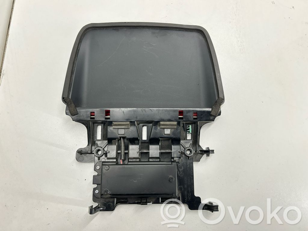 Dodge Charger Third/center stoplight 