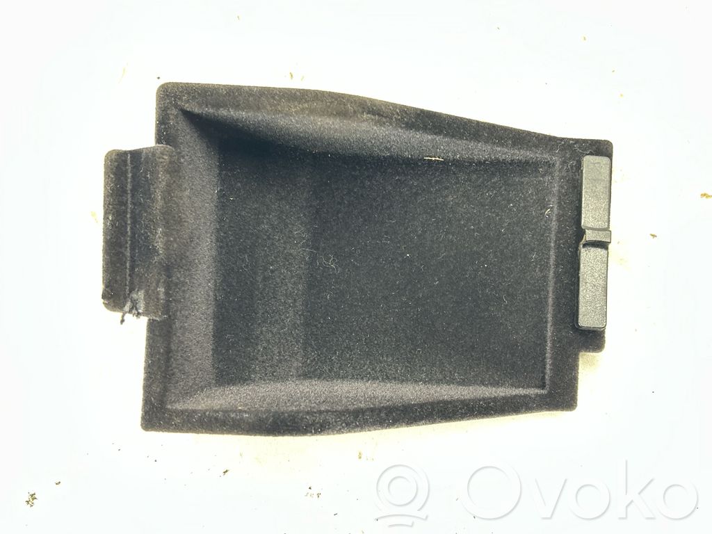 Schowek deski rozdzielczej   51169192994,9192994