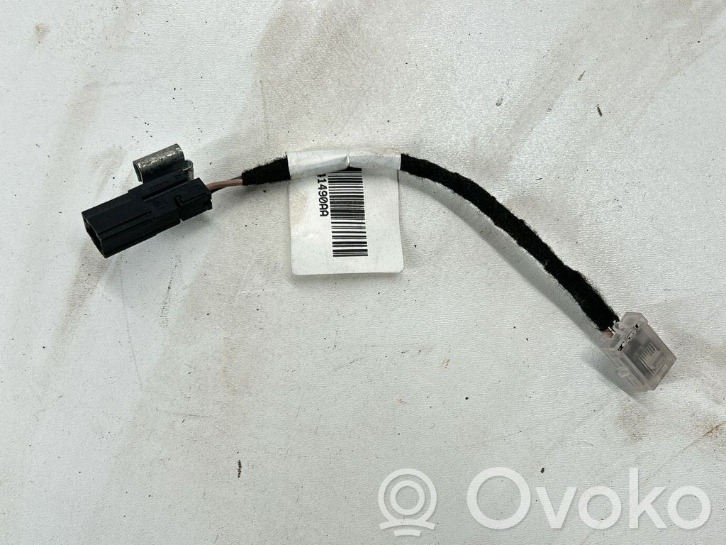 Otros cableados   68241490AA,P68241490AA