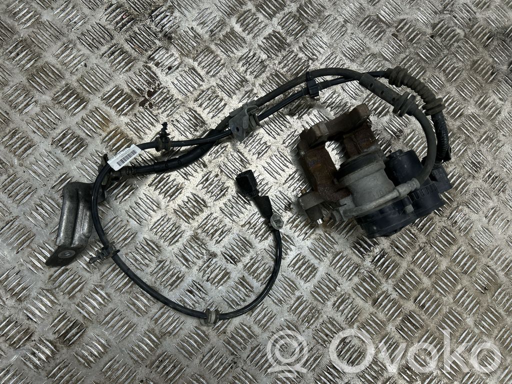 Chrysler Pacifica Rear brake caliper 