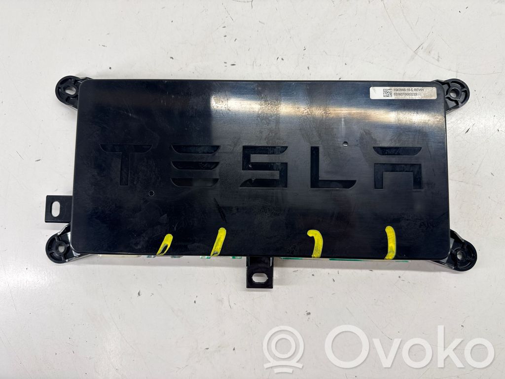 Tesla Model X Virsbūves modulis 