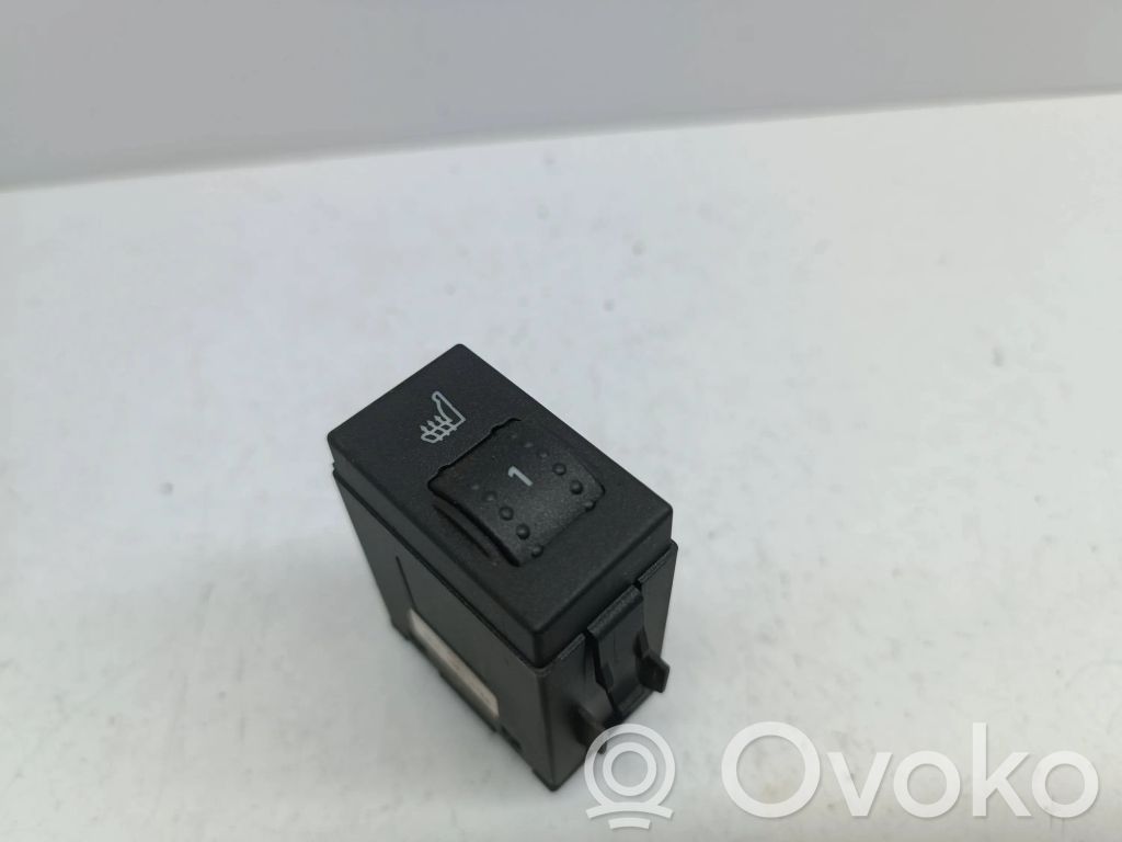 Ford Focus Schalter Sitzheizung 