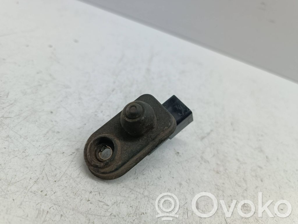 Mitsubishi Lancer VIII Sensor de la puerta trasera 
