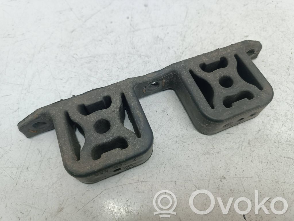 Muffler mount bracket/holder   7789668