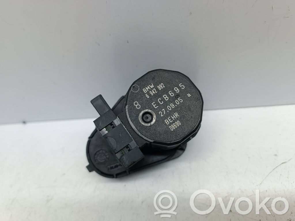 Gaisa vārsta motoriņš   6942992,ECB695,D8690