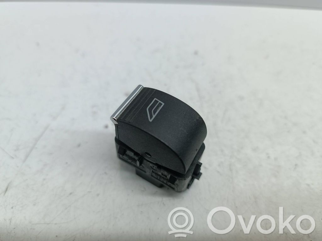 Ford Focus Electric window control switch 