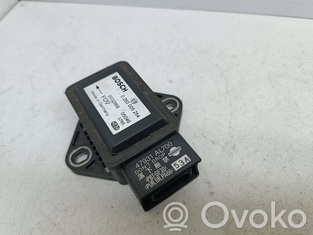 Nissan X-Trail T30 ESP acceleration yaw rate sensor 