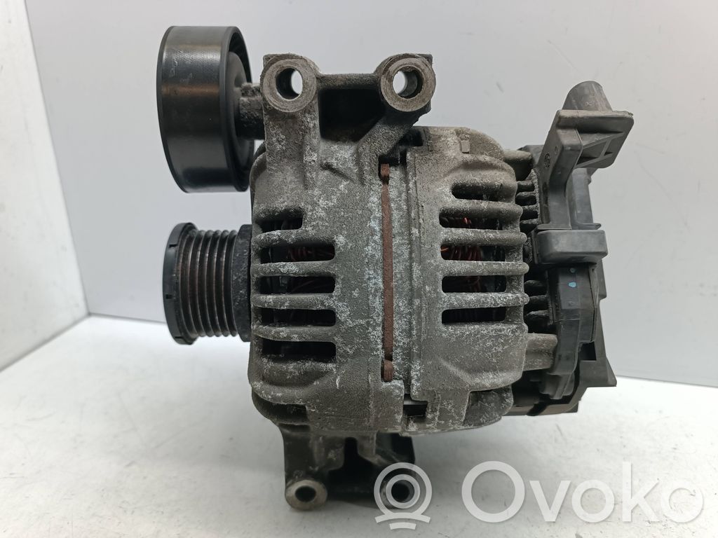 BMW 1 E81 E87 Ģenerators 
