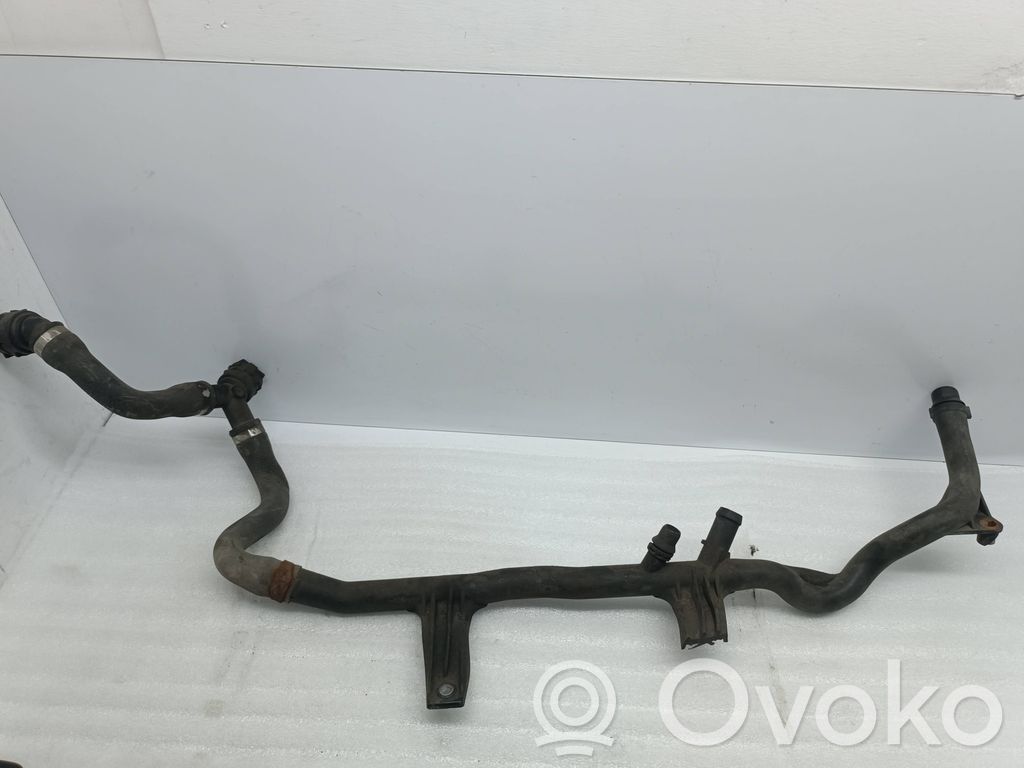 BMW 1 E81 E87 Engine coolant pipe/hose 