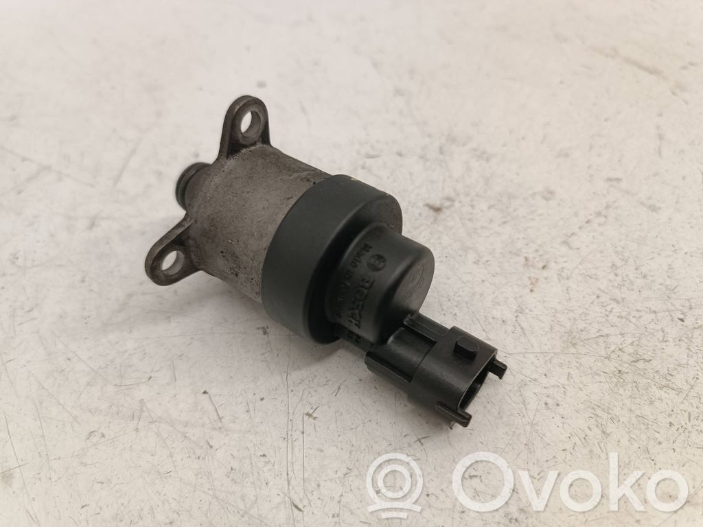 Régulateur de pression de carburant   0928400502