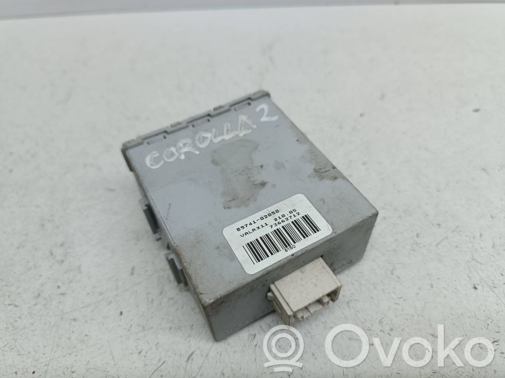 Toyota Corolla E120 E130 Unitate/modul de comandă închidere centralizată 