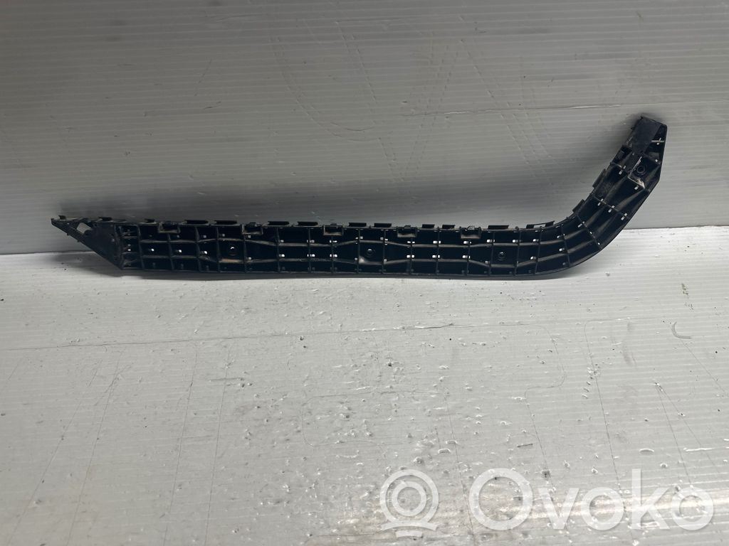 Bumper support mounting bracket corner