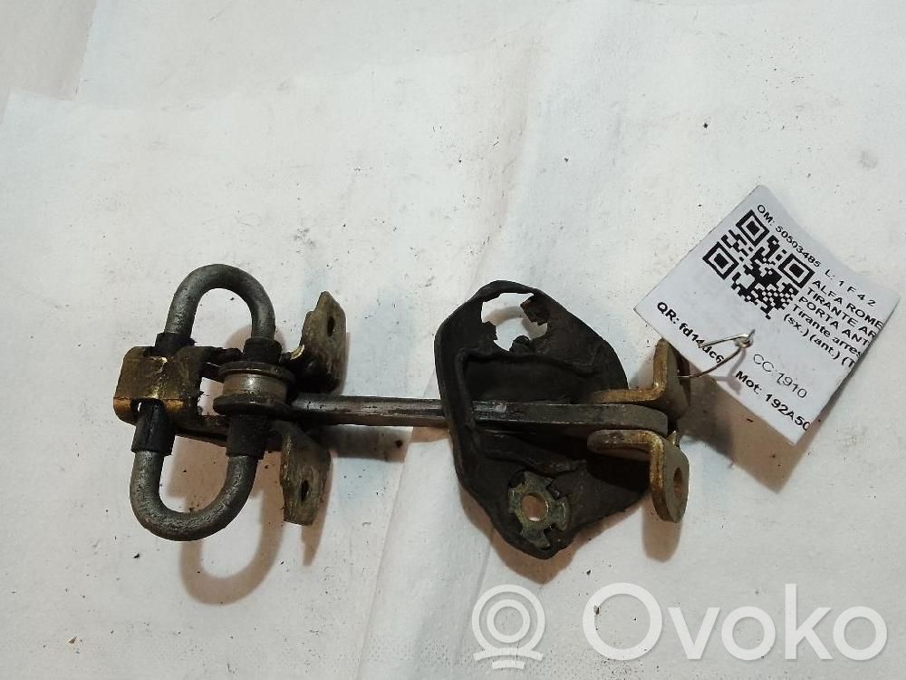 Alfa Romeo 156 Etuoven pidätin 