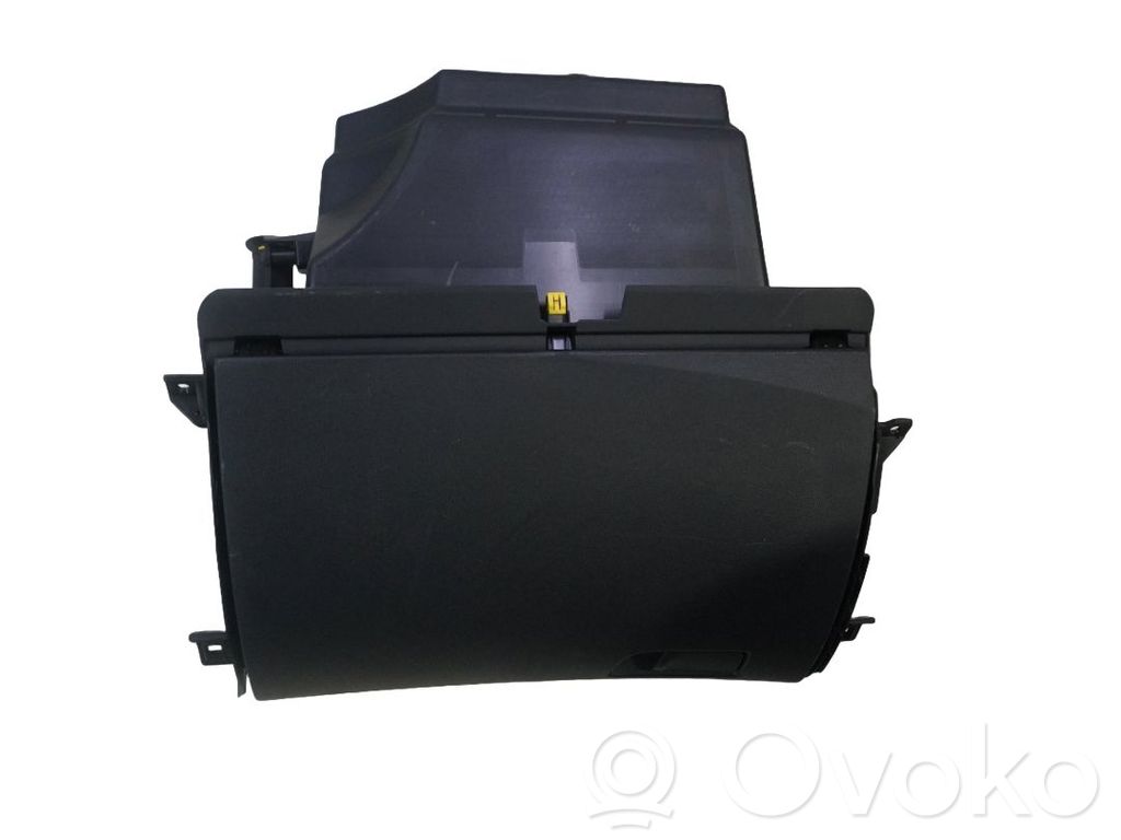Guantera   685008563R