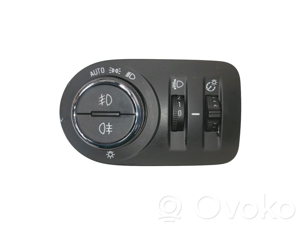 Interruptor de control del panel de luces   39201665