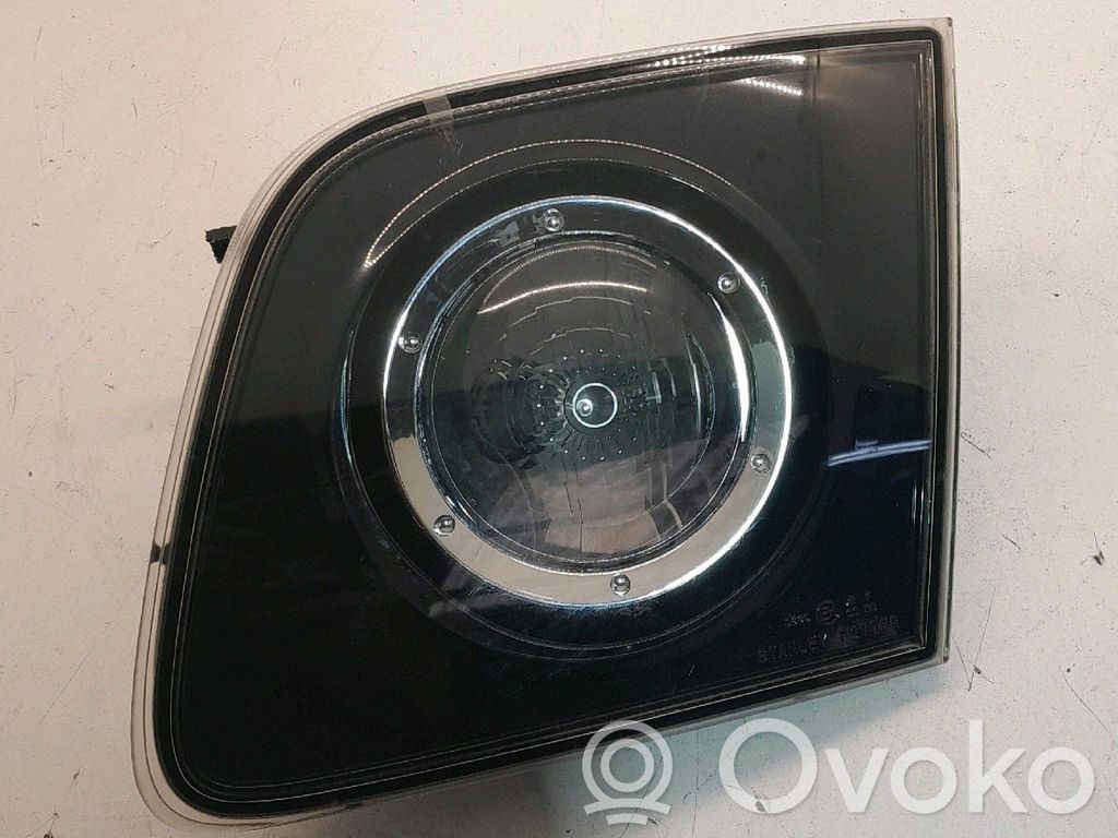 Mazda 3 I Lampă spate în caroserie 