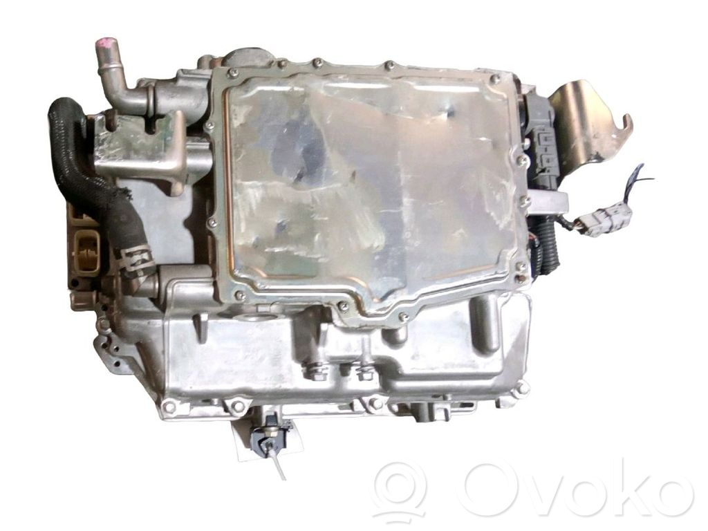 Inversor/convertidor de voltaje   G92A042030