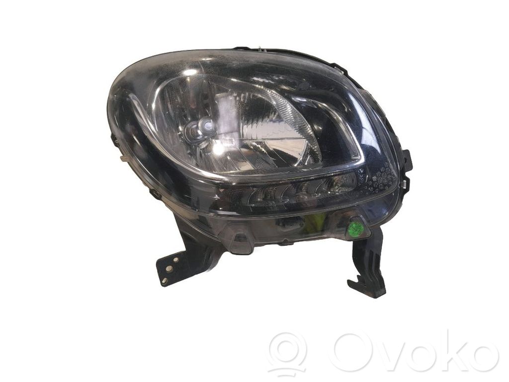 Smart ForFour II W453 Lampa przednia 